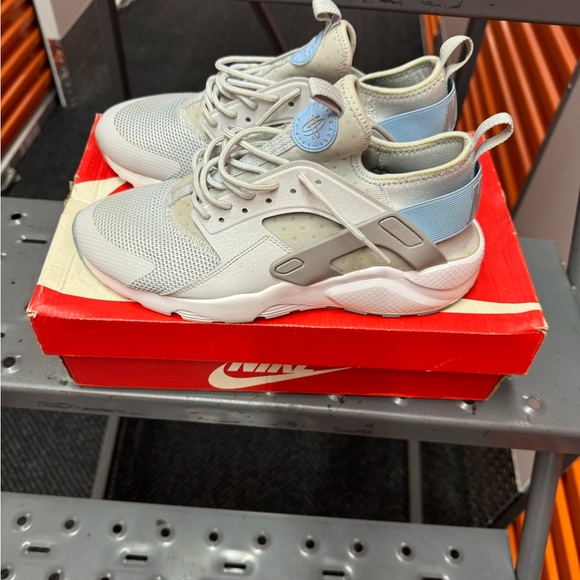 Used Nike huarache run ultra - Picture 8 of 8